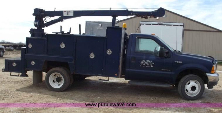 image for item D3505 2001 Ford F550 XLT Super Duty service truck