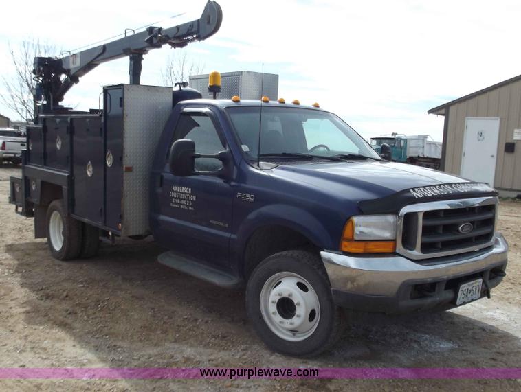 image for item D3505 2001 Ford F550 XLT Super Duty service truck