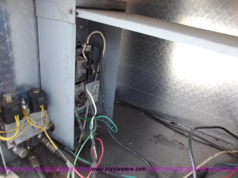 image for item D3505 2001 Ford F550 XLT Super Duty service truck