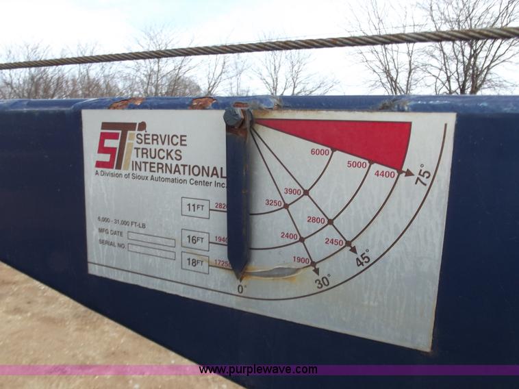 image for item D3505 2001 Ford F550 XLT Super Duty service truck