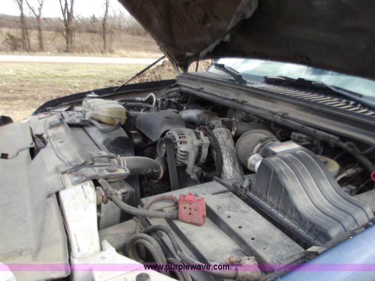 image for item D3505 2001 Ford F550 XLT Super Duty service truck