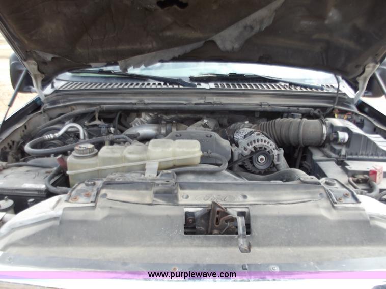 image for item D3505 2001 Ford F550 XLT Super Duty service truck