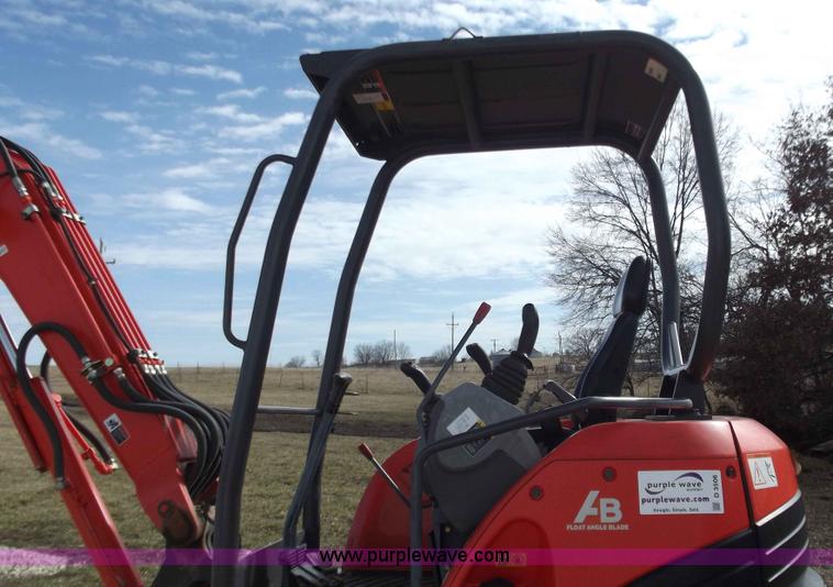 image for item D3506 2008 Kubota Super Series U45 excavator