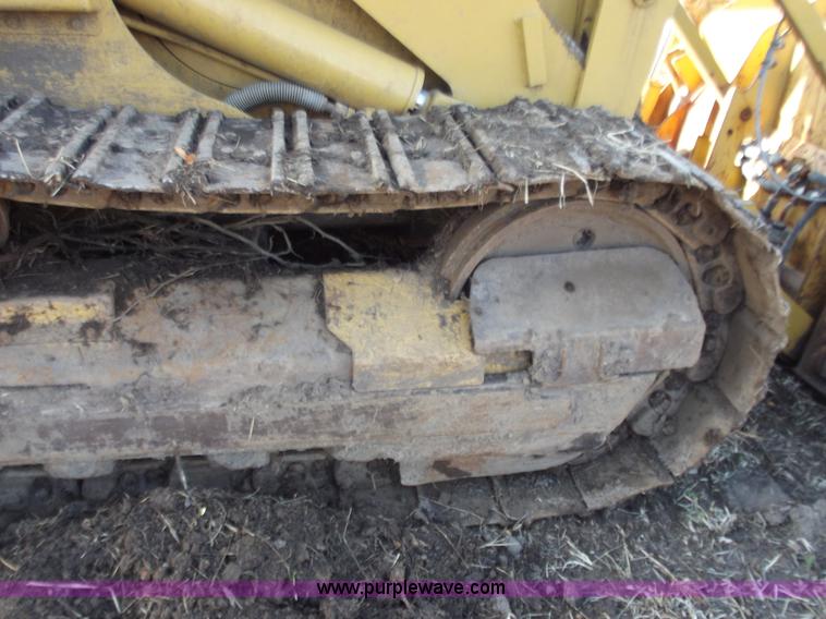 image for item D3507 2002 Caterpillar 939C track loader