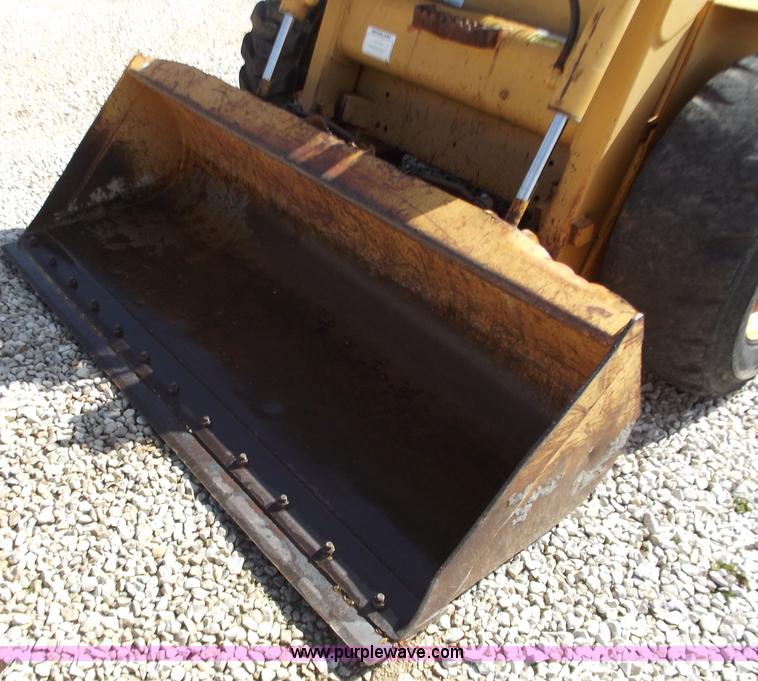 image for item D3615 2000 Case 1845C skid steer