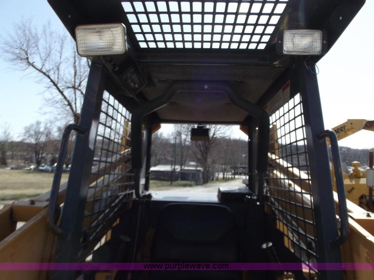 image for item D3615 2000 Case 1845C skid steer