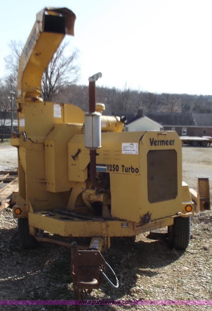 image for item D3616 Vermeer 1250 Turbo wood chipper