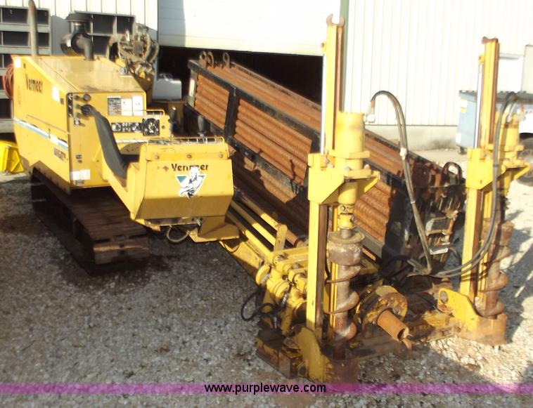 image for item D3636 1999 Vermeer Navigator D24X40A directional drill