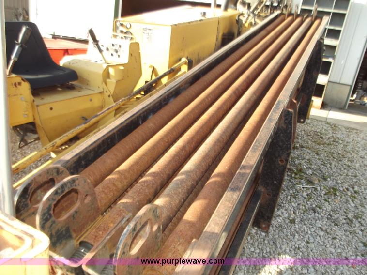 image for item D3636 1999 Vermeer Navigator D24X40A directional drill