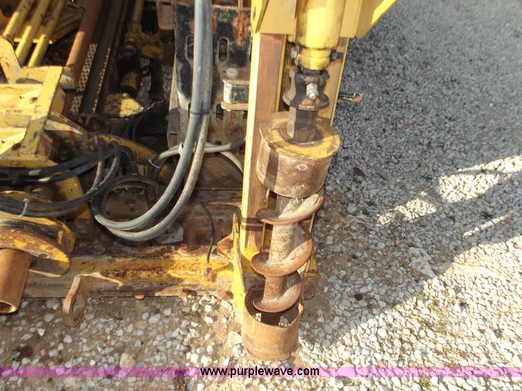 image for item D3636 1999 Vermeer Navigator D24X40A directional drill