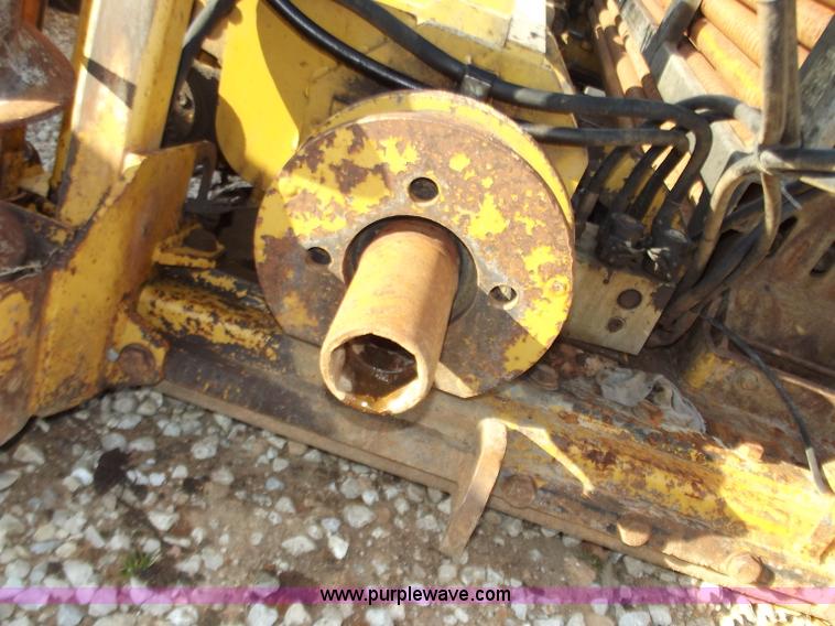image for item D3636 1999 Vermeer Navigator D24X40A directional drill