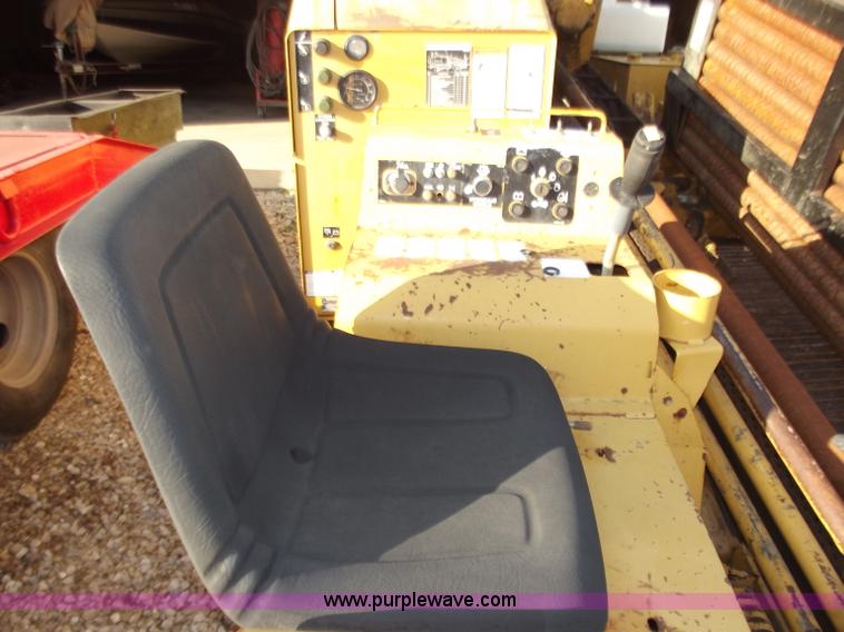 image for item D3636 1999 Vermeer Navigator D24X40A directional drill