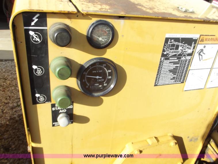 image for item D3636 1999 Vermeer Navigator D24X40A directional drill