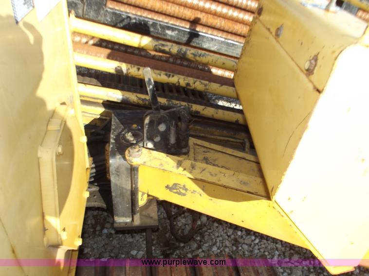 image for item D3636 1999 Vermeer Navigator D24X40A directional drill