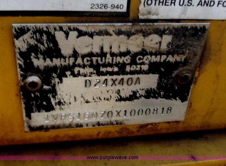 image for item D3636 1999 Vermeer Navigator D24X40A directional drill