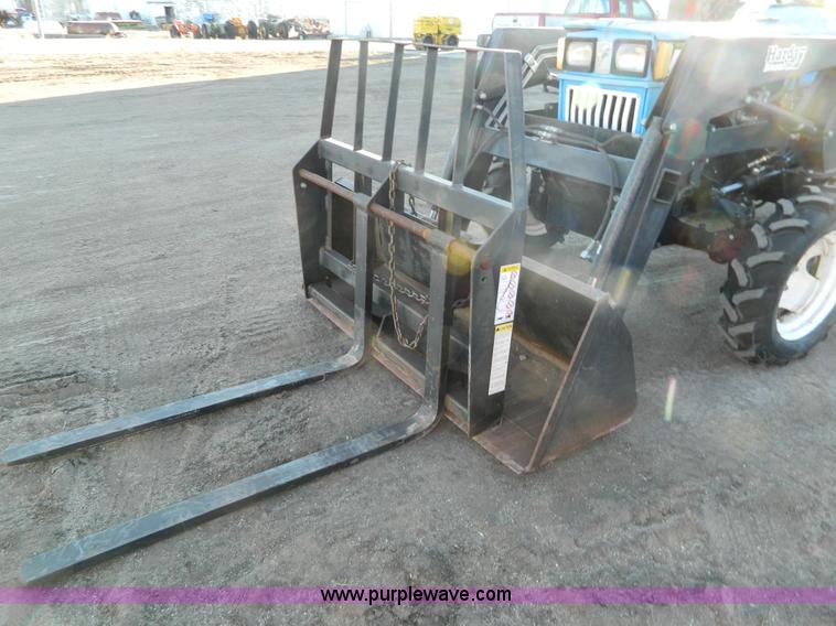 image for item D8859 Hardy 254 MFWD tractor