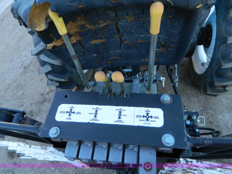 image for item D8859 Hardy 254 MFWD tractor