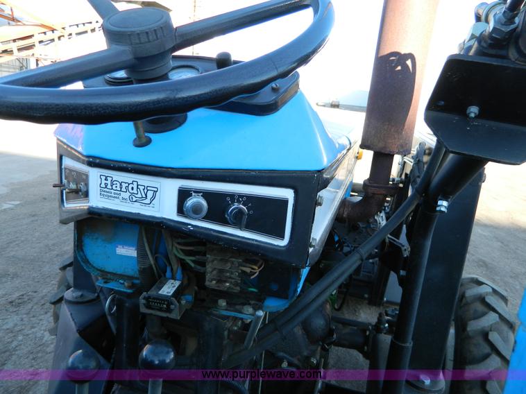 image for item D8859 Hardy 254 MFWD tractor