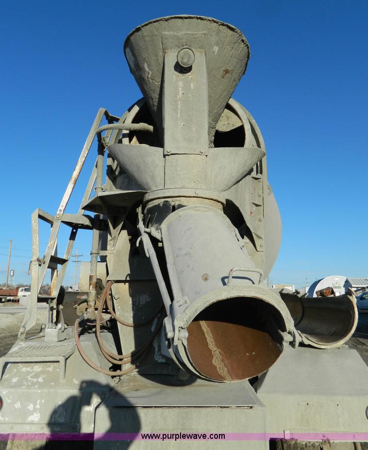 image for item D8860 1978 Ford cement truck