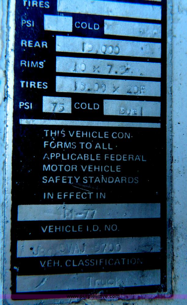 image for item D8860 1978 Ford cement truck