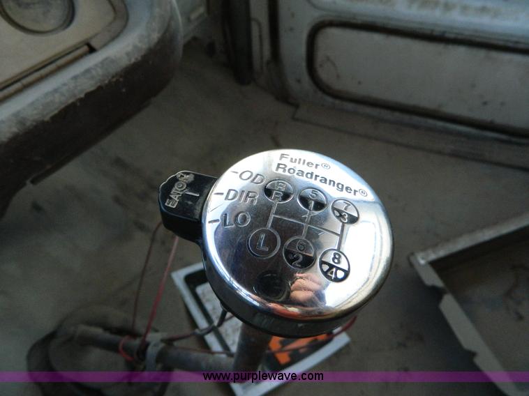 image for item D8860 1978 Ford cement truck