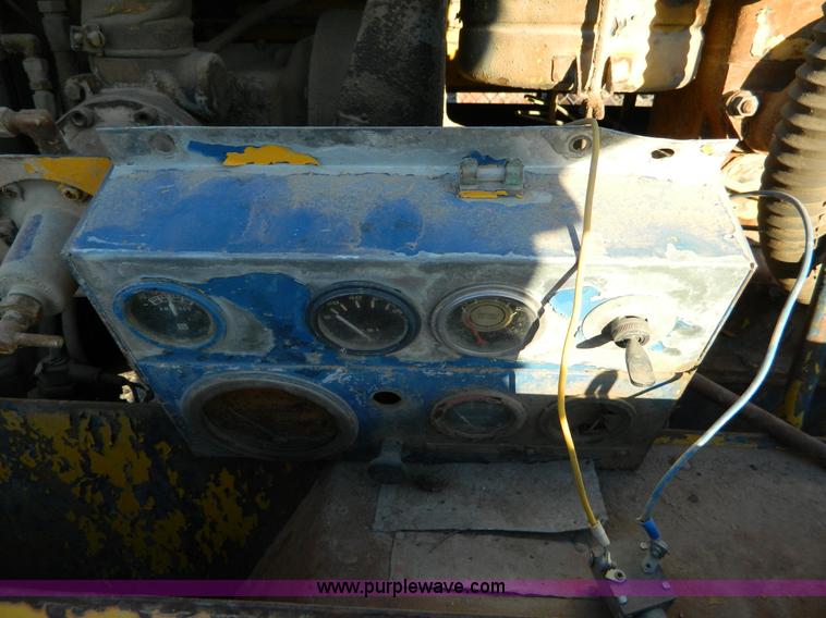 image for item D8861 Worthington air compressor