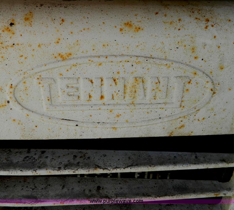 image for item D8864 Tennant 385 sweeper