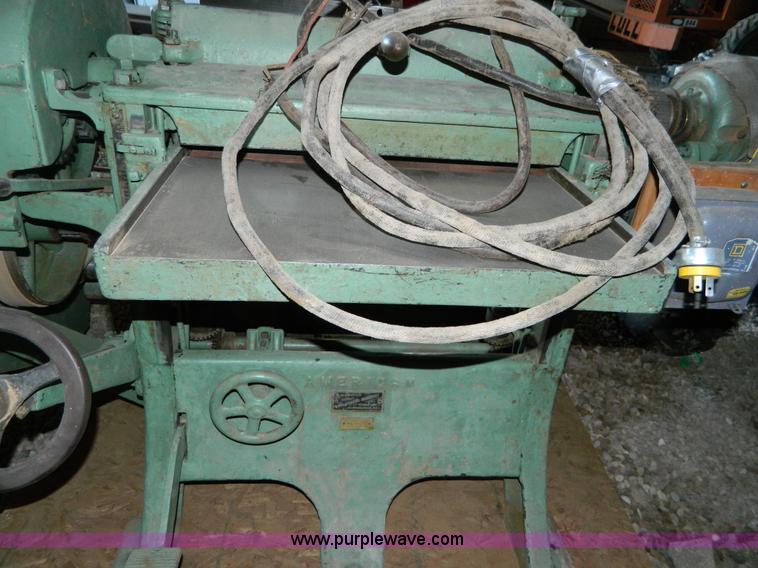 image for item E9411 American 24" wood planer