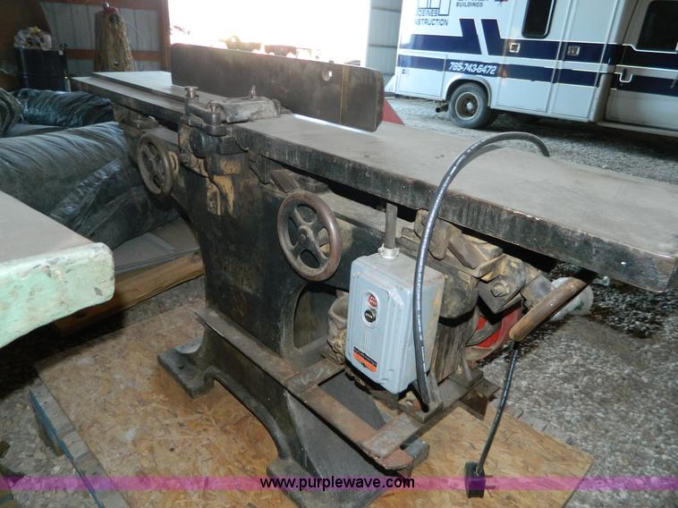 image for item E9411 American 24" wood planer