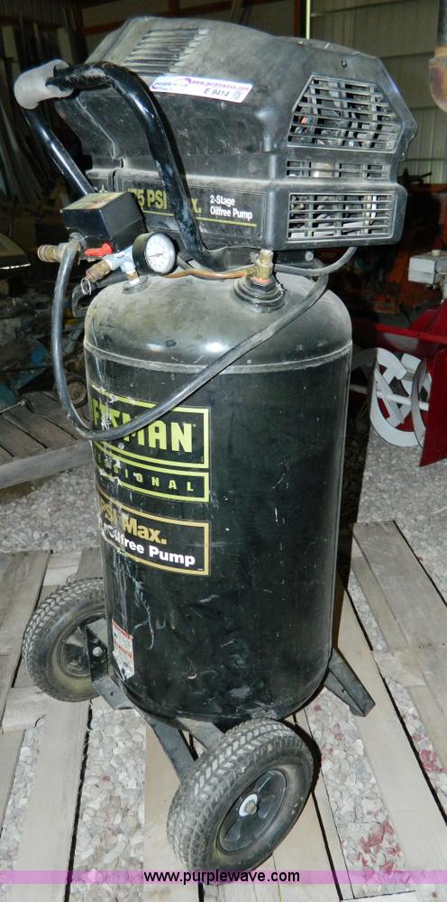 image for item E9414 Craftsman 25 gallon air compressor