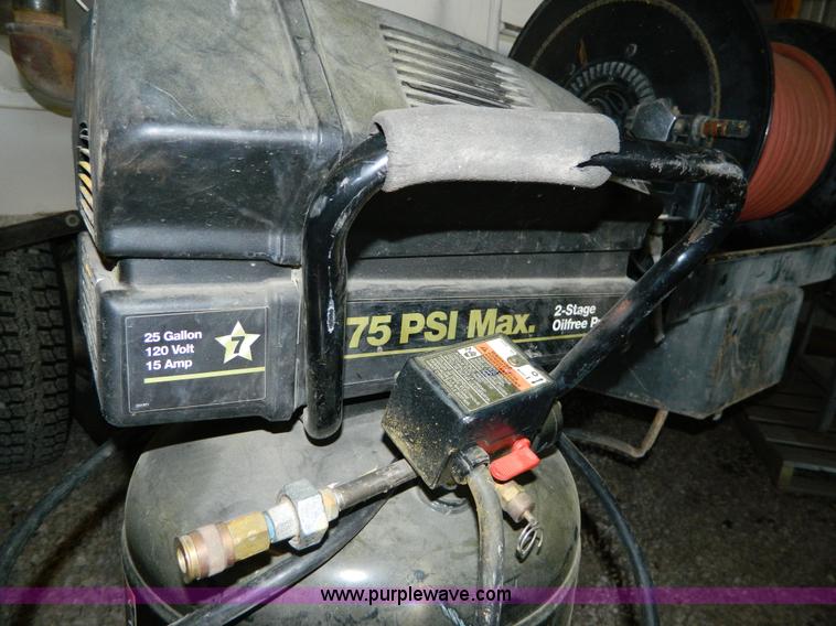 image for item E9414 Craftsman 25 gallon air compressor