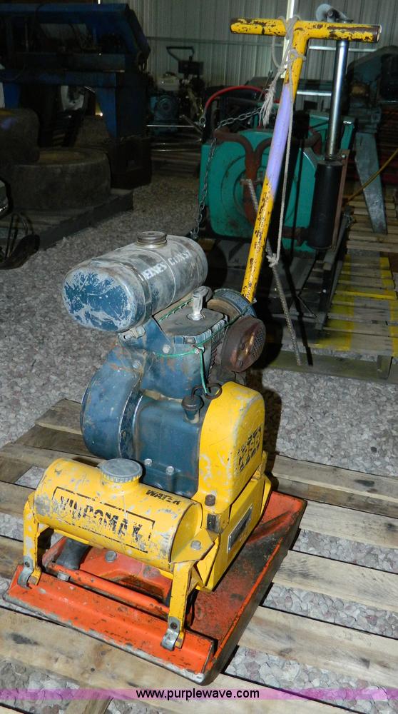 image for item E9417 Case vibratory compactor plate