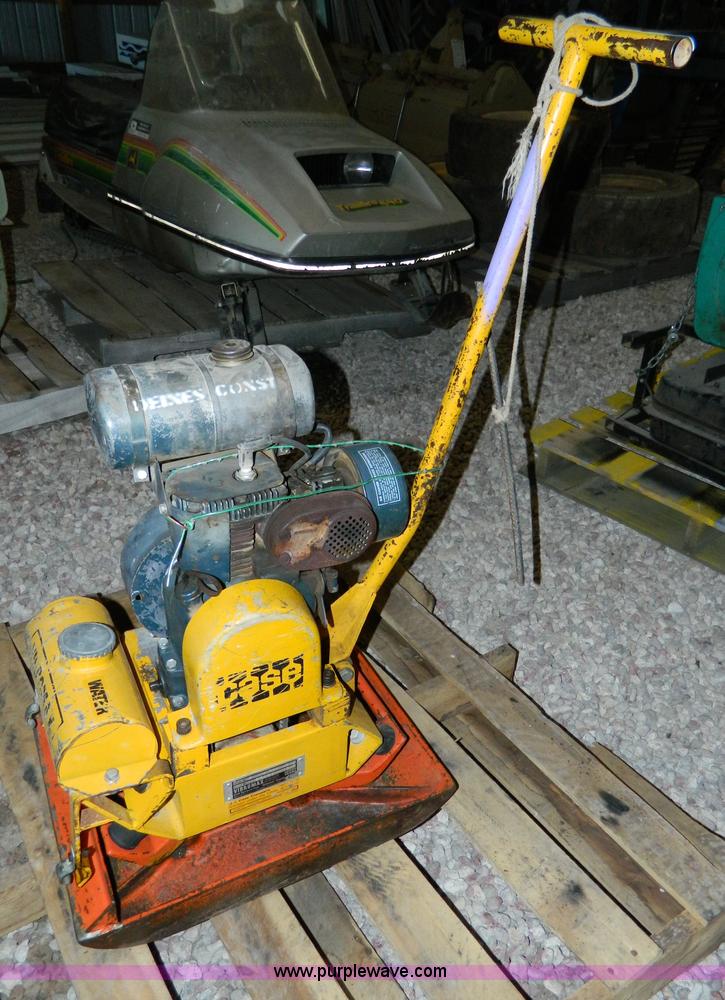 image for item E9417 Case vibratory compactor plate