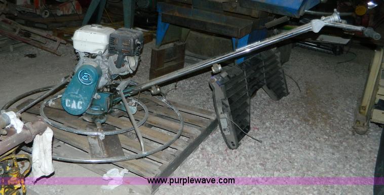 image for item E9427 Power trowel