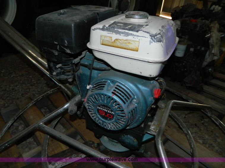 image for item E9427 Power trowel