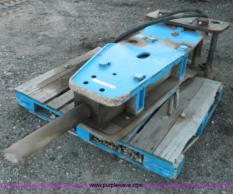 image for item E9441 Hydraulic breaker/hammer