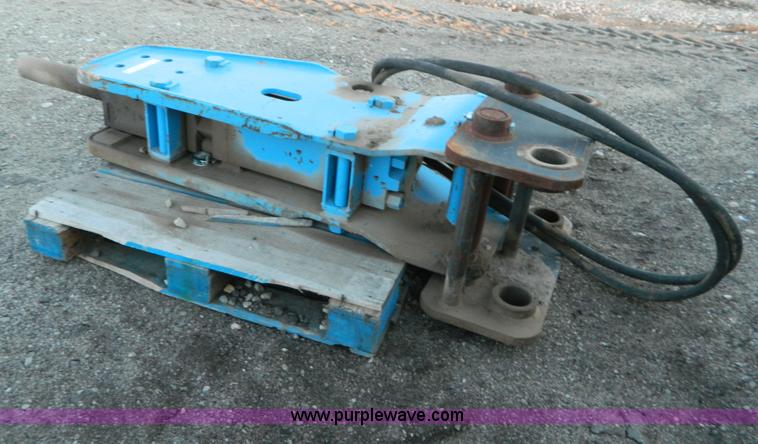 image for item E9441 Hydraulic breaker/hammer