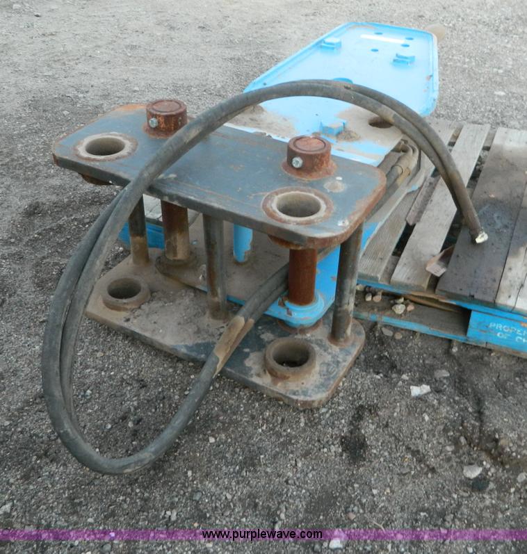 image for item E9441 Hydraulic breaker/hammer