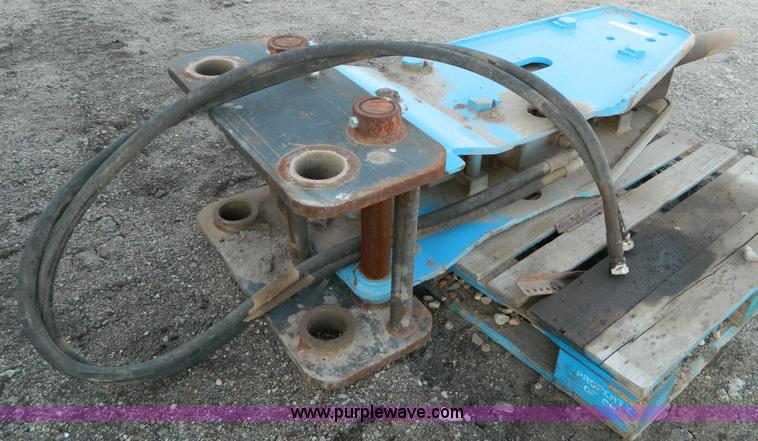 image for item E9441 Hydraulic breaker/hammer