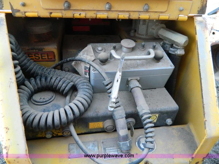 image for item E9443 Wacker PT560 compactor