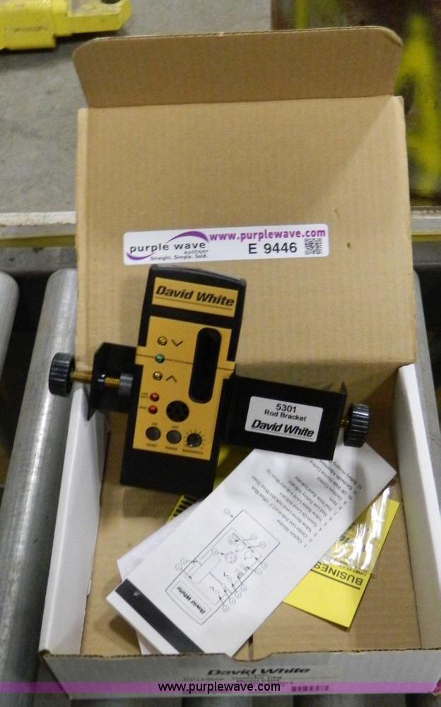 image for item E9446 David White receiver/detector