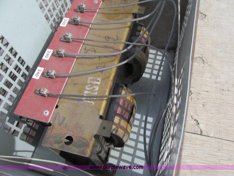 image for item G9460 Marcus 600 amp electrical transformer
