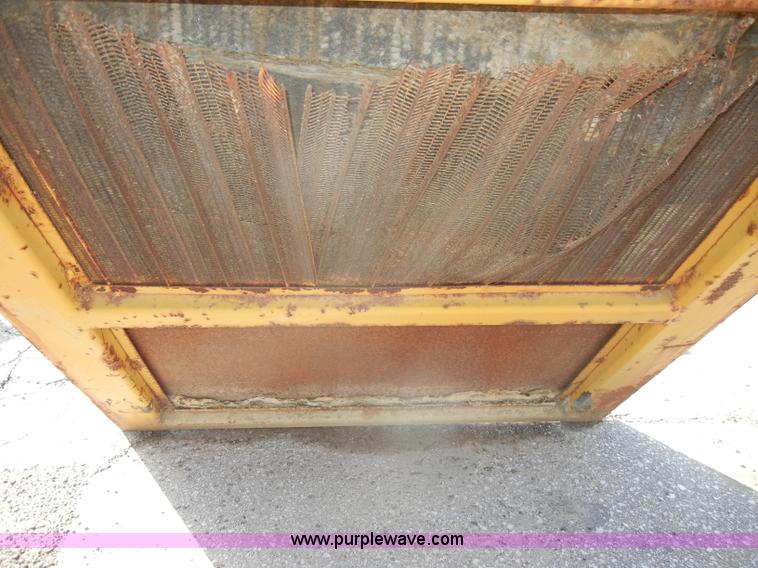 image for item U9855 1982 Torrance ROPS CAT12 canopy