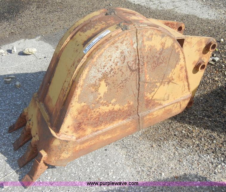 image for item U9861 12"W backhoe bucket