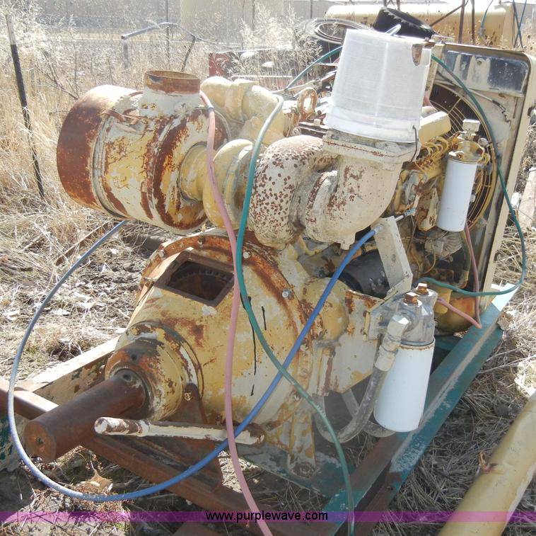 image for item U9869 Caterpillar D333 six cylinder turbo diesel engine