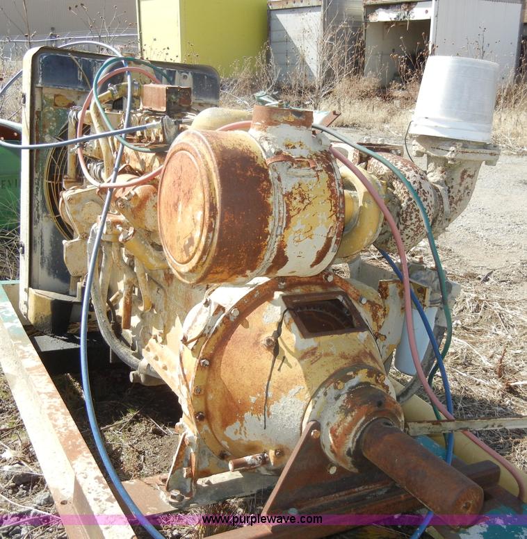 image for item U9869 Caterpillar D333 six cylinder turbo diesel engine