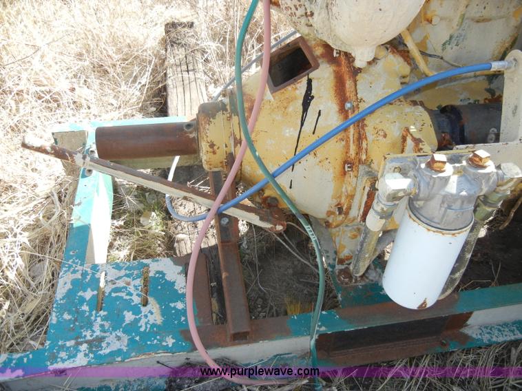 image for item U9869 Caterpillar D333 six cylinder turbo diesel engine