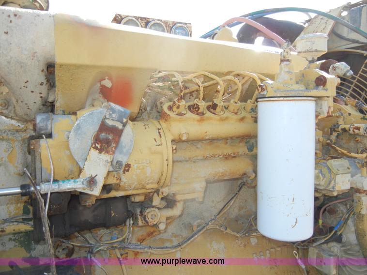 image for item U9869 Caterpillar D333 six cylinder turbo diesel engine