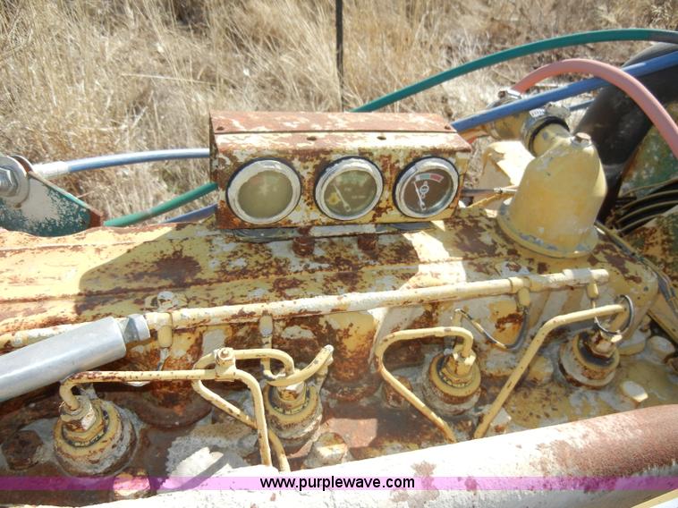 image for item U9869 Caterpillar D333 six cylinder turbo diesel engine