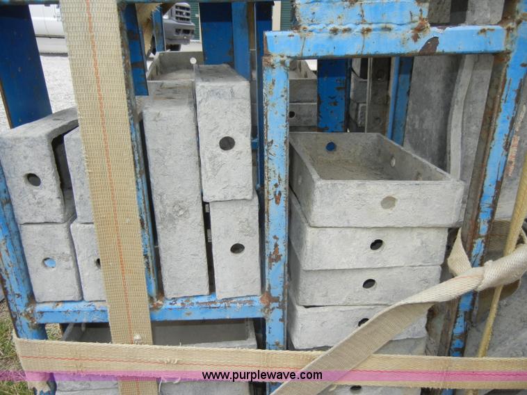 image for item U9893 Assorted precise aluminum concrete forms